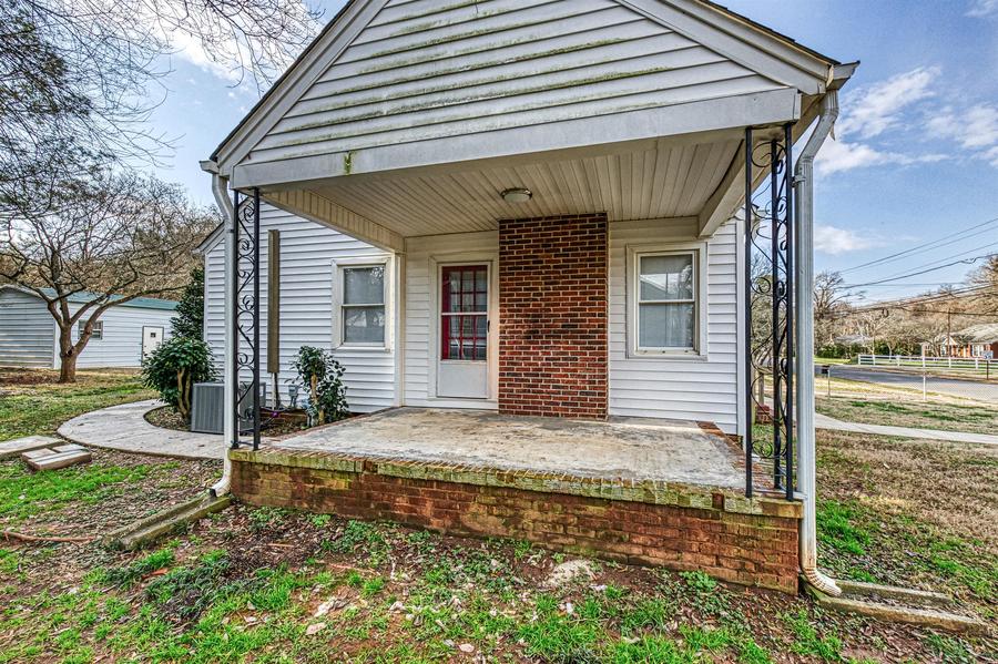 742 N Confederate Ave, Rock Hill, SC 29730 New View Realty Group