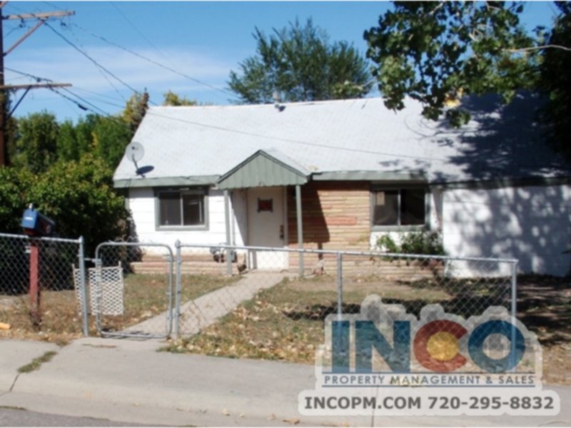 Denver House: 4769 W Ellsworth Ave