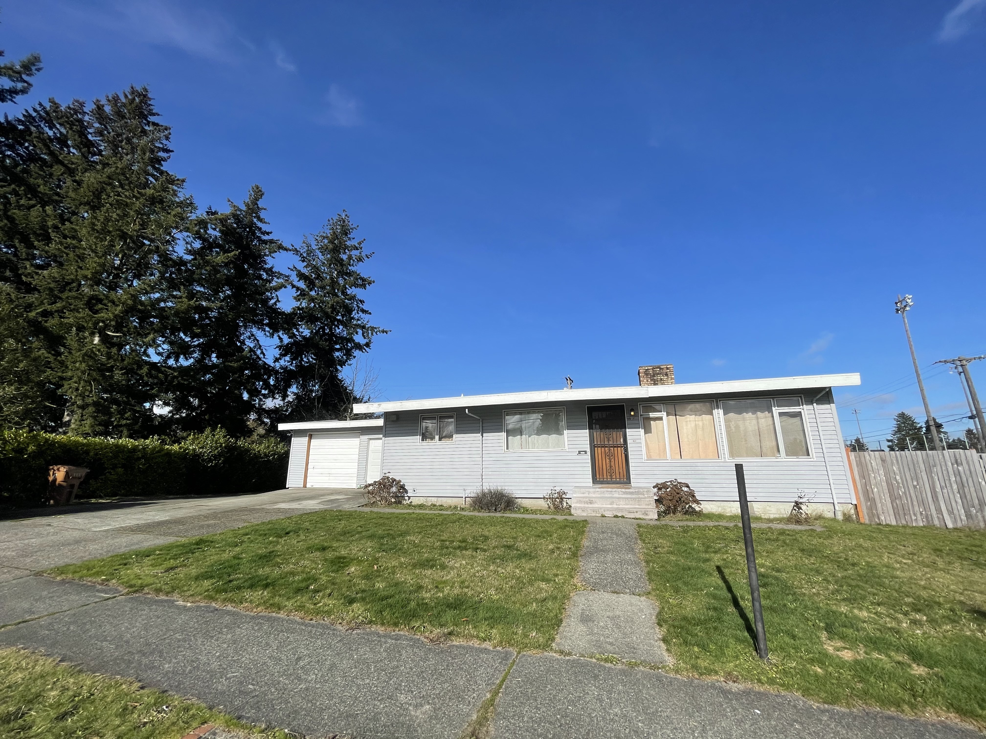 Tacoma House: 2201 S 15th St