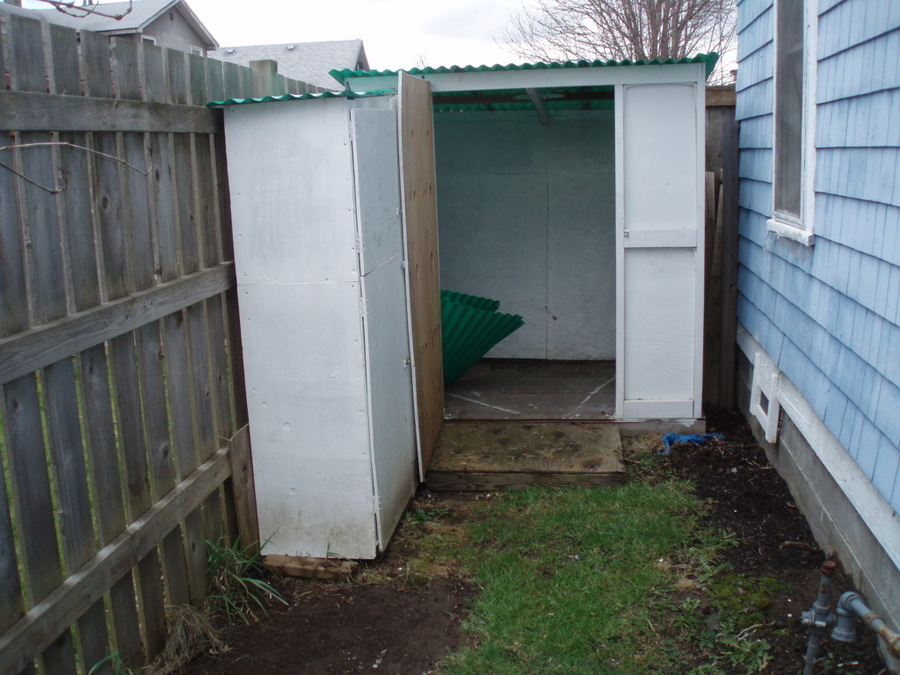 801 1/2 3rd St SW, Puyallup, WA 98371 Kalles Property Management