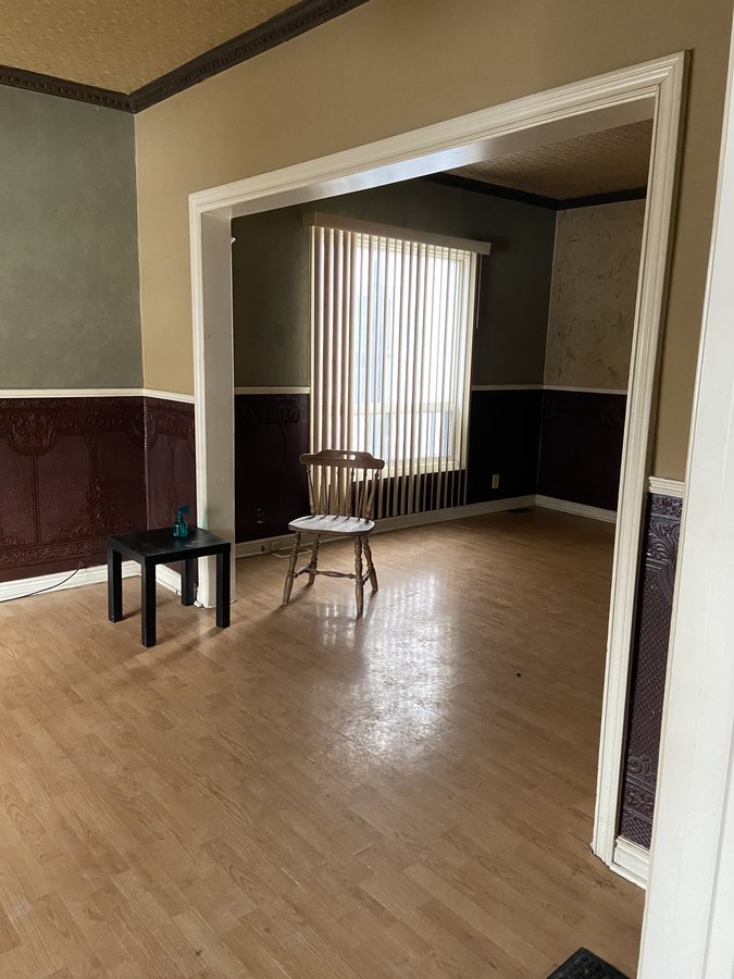 944 Pierre Avenue, windsor, ON N9A 2K9 Goldmar