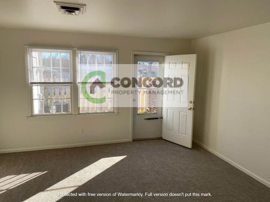 2401 Vanstory St. Apt.D, Greensboro, NC 27407 Concord Management