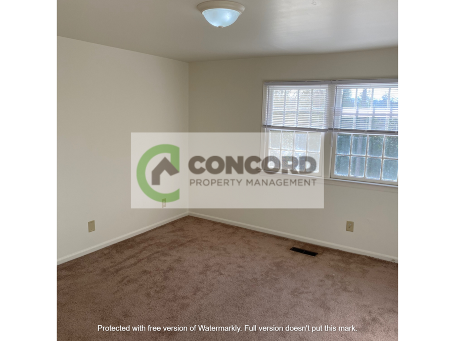 2403 Vanstory St. Apt.F, Greensboro, NC 27407 Concord Management