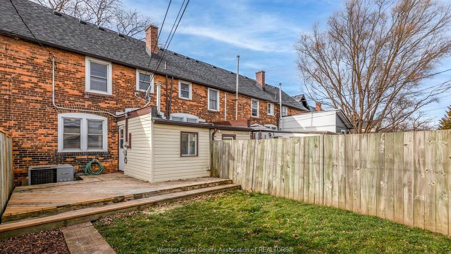 1280 Monmouth Road, windsor, ON N8Y 3M1 Goldmar