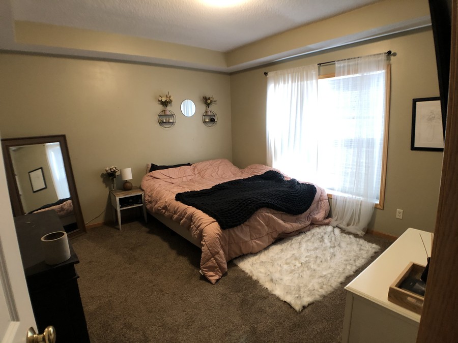 114123 Hundertmark Rd 201, Chaska, MN 55318 Renters Warehouse