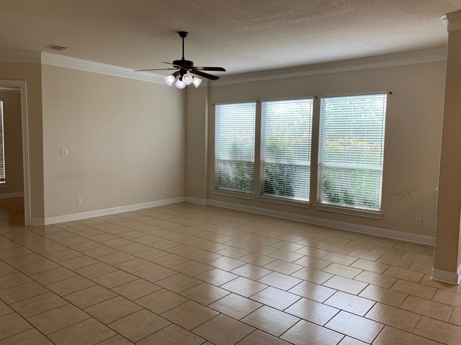 11122 Cape Primrose, San Antonio, TX 78245 Renters Warehouse