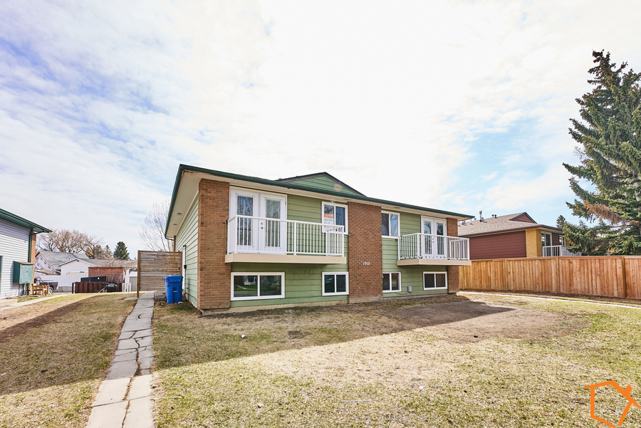 11901 23 St N, Lethbridge, AB T1H 4K3 Renters Choice & Management LTD