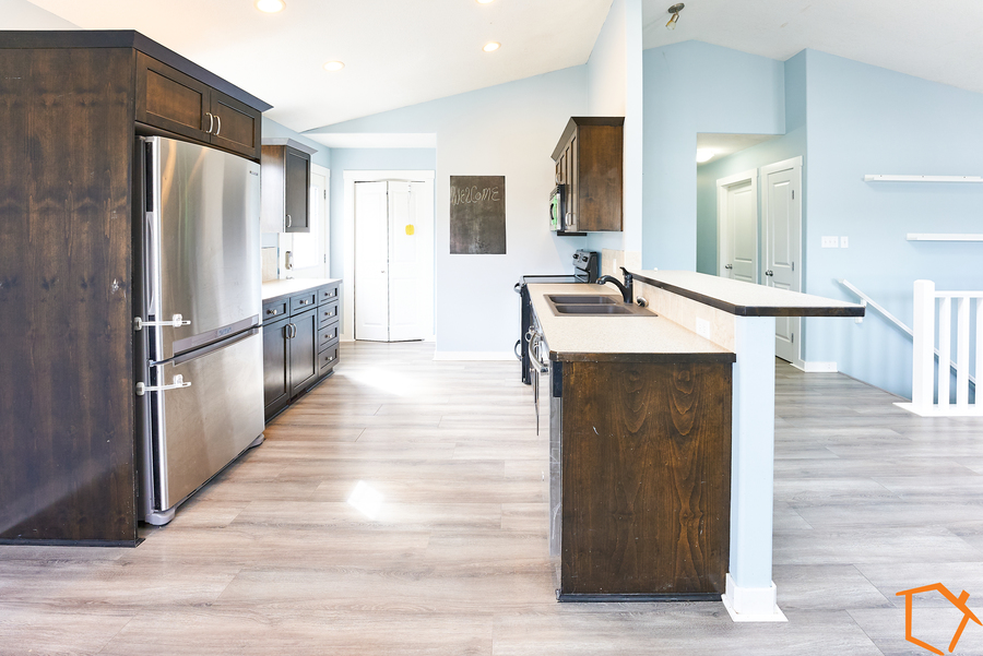 626 46 Ave, Coalhurst, AB T0L 0V0 Renters Choice & Management LTD