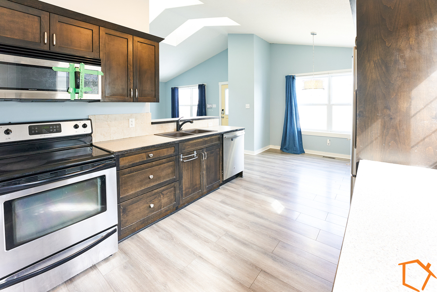 626 46 Ave, Coalhurst, AB T0L 0V0 Renters Choice & Management LTD