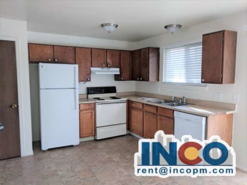 Denver House: 4279 Freeport Way