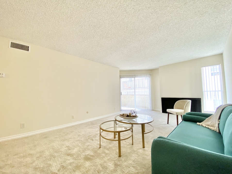 3402 Ben Lomond Pl 125, Los Angeles, CA 90027 Hoffman Brothers Realty