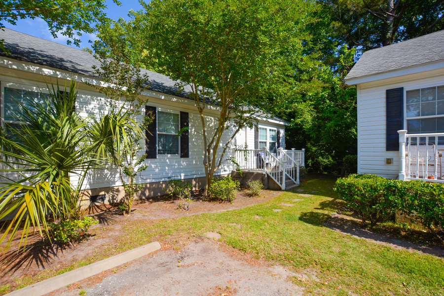 995 Rochelle Avenue, West Ashley, SC 29407 RentWNC