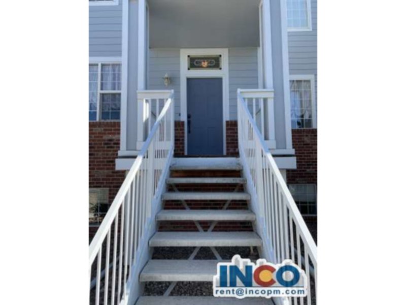 Aurora Townhome: 18356 E Cornell Place