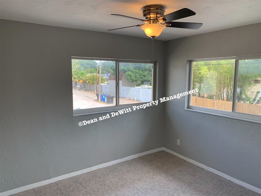 6674 5th Ave N D, Saint Petersburg, FL 33710 Dean & DeWitt Property