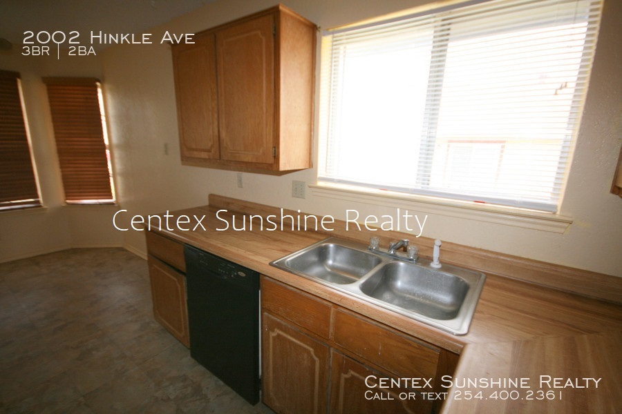 2002 Hinkle Ave, Killeen, TX 76549 Centex Sunshine Realty