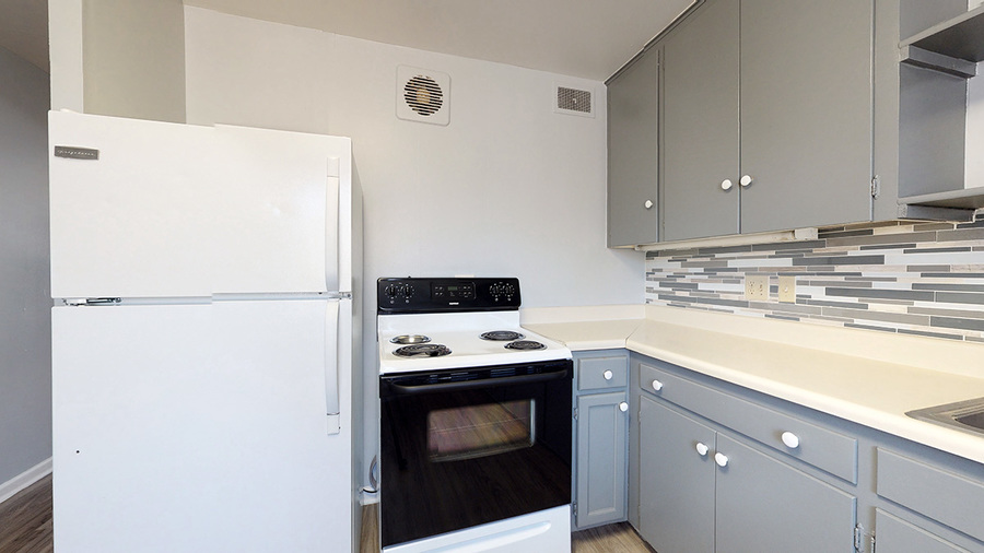 202 Beaver Court 3, Colorado Springs, CO 80905 Boutique Apts