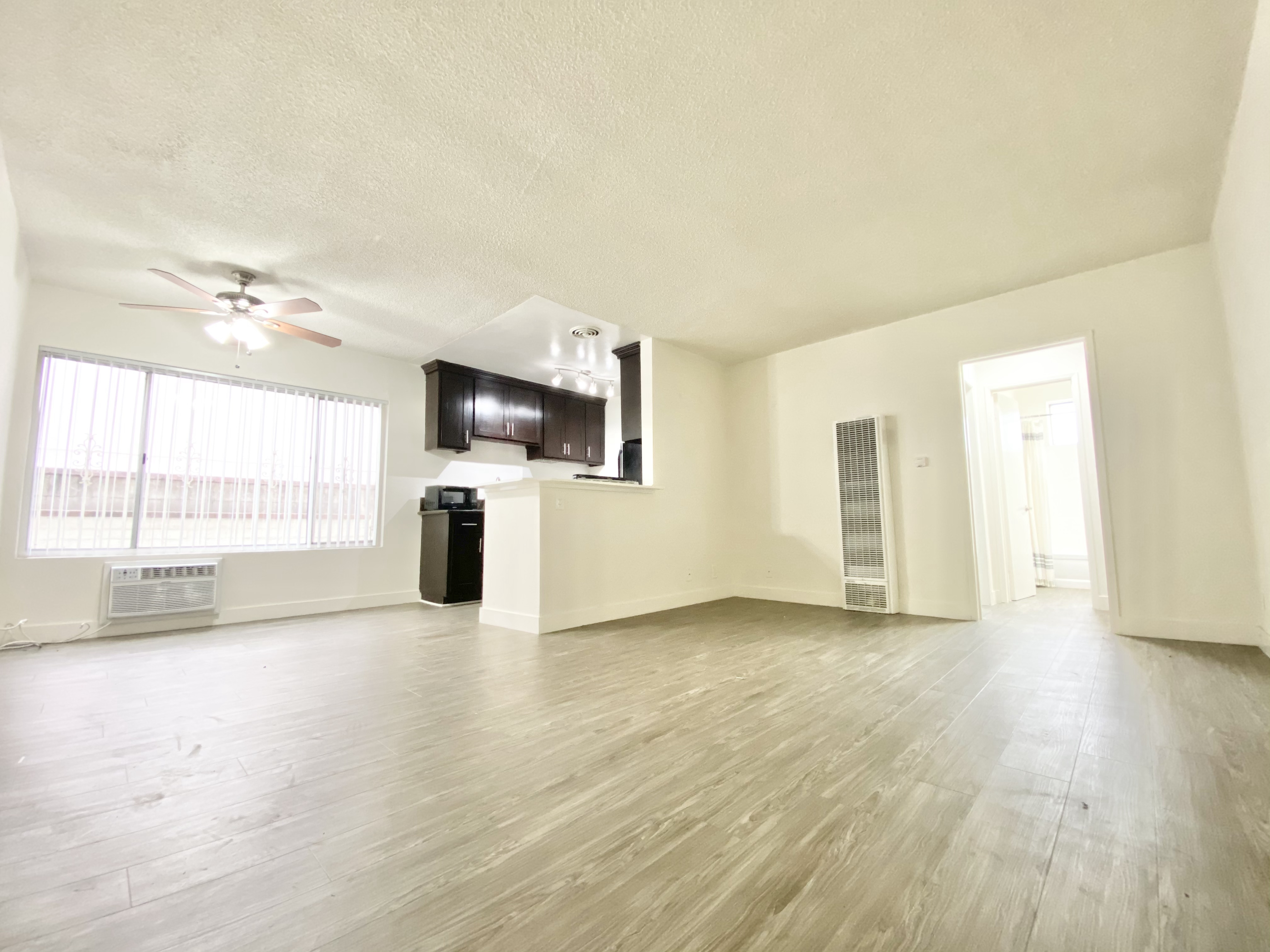 Los Angeles Condo: 12811 Caswell Ave