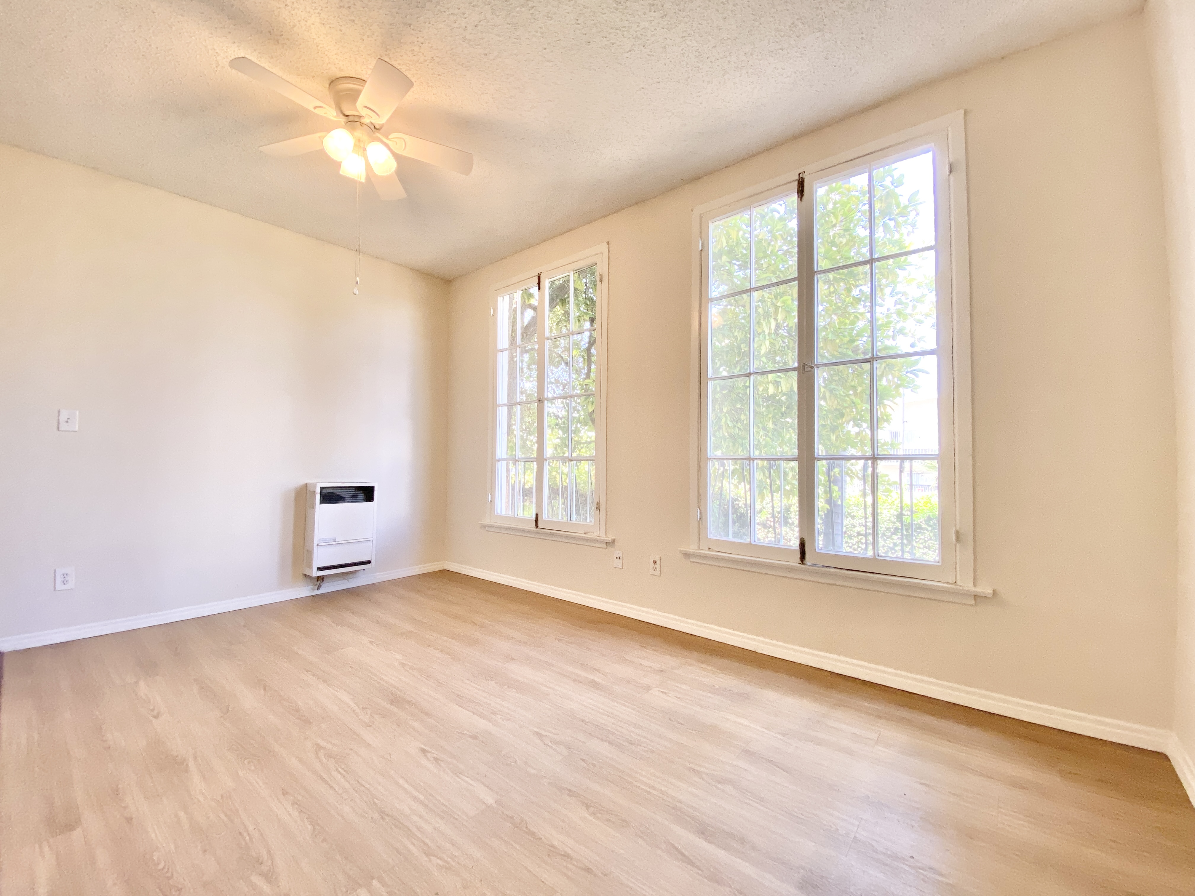 Los Angeles Condo: 826 S Kenmore Ave