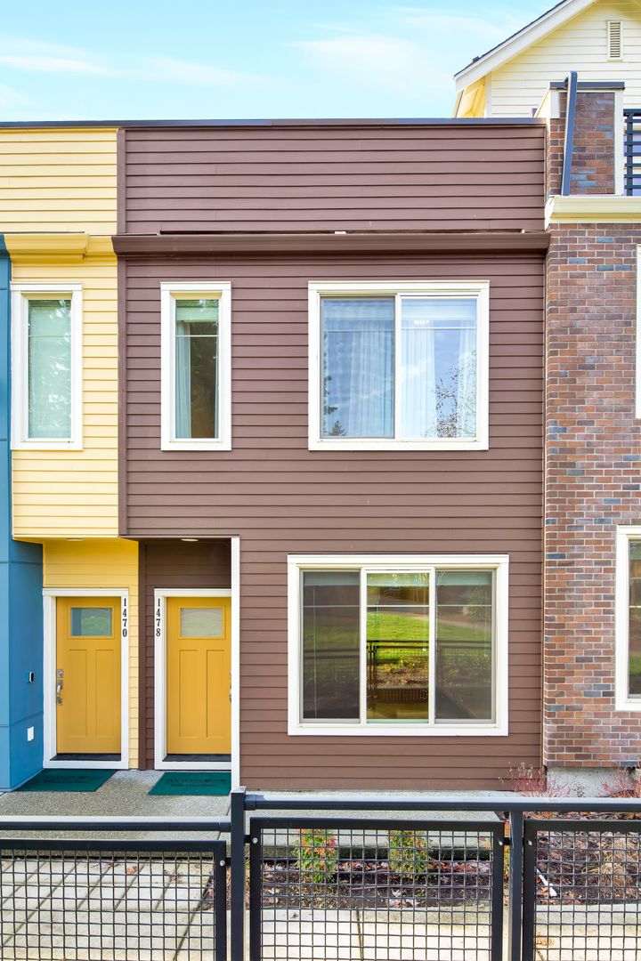 Bellevue Townhome: 1478 159Th Pl NE