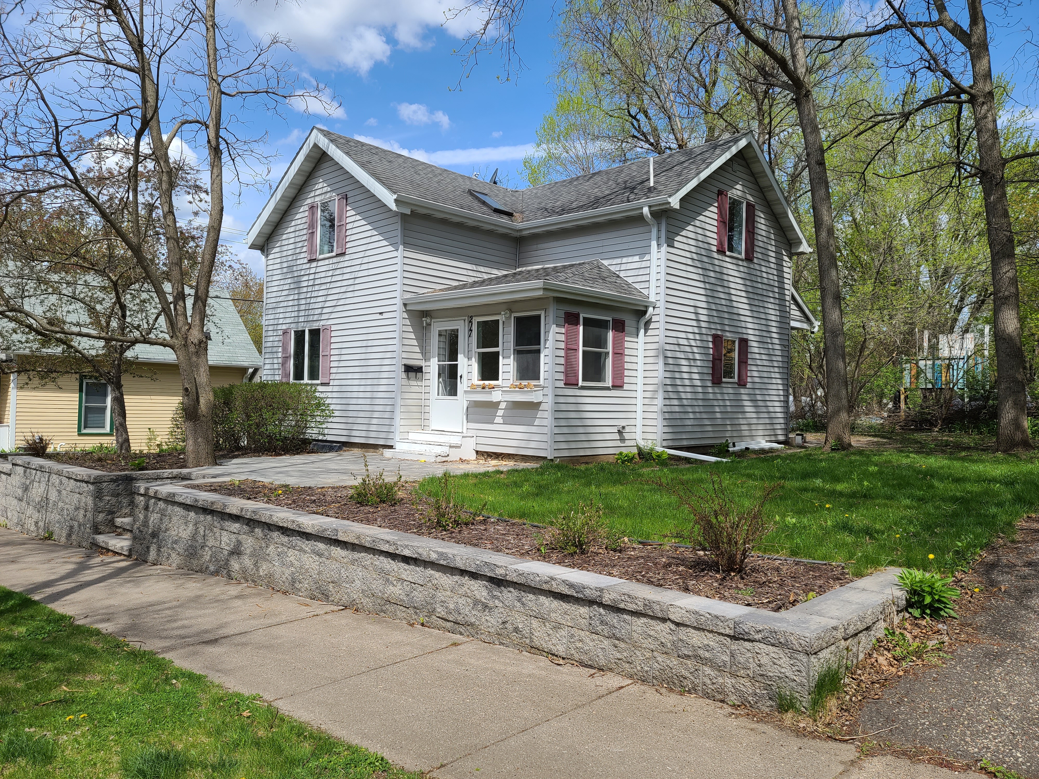 Hudson House: 217 River Street