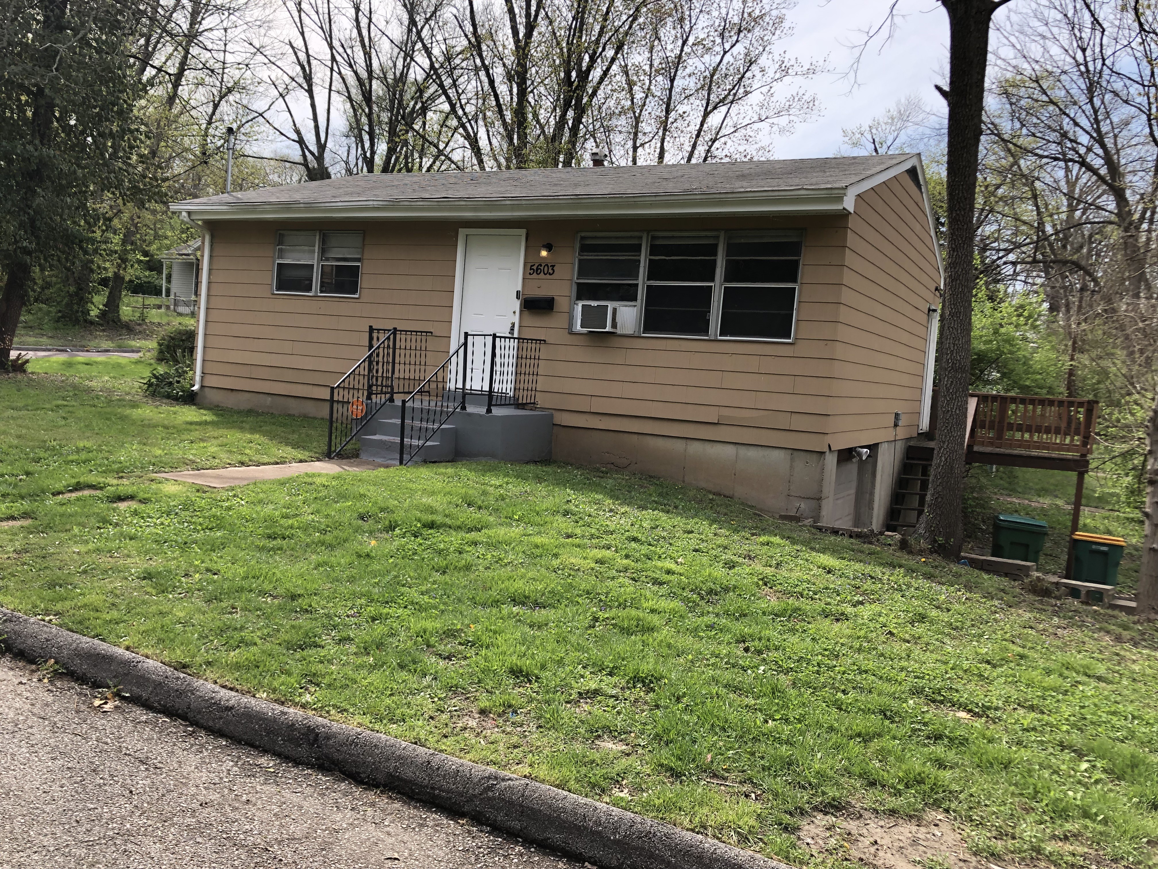 Saint Louis House: 5603 Wilborn Dr