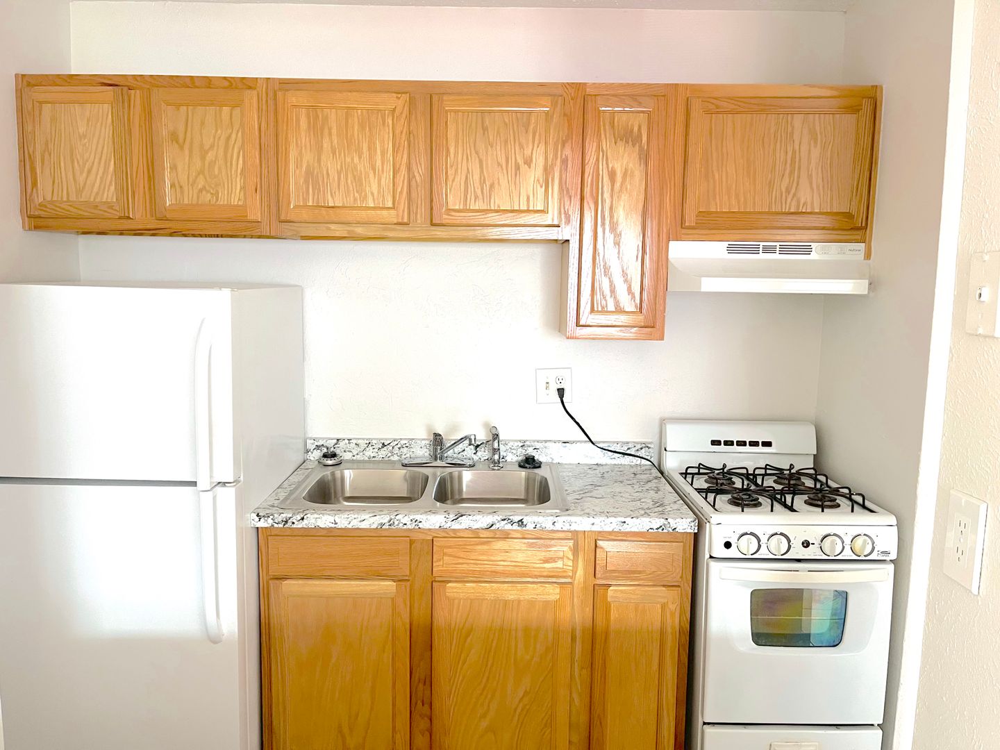 Albuquerque Apartment: 433 Mesilla St SE