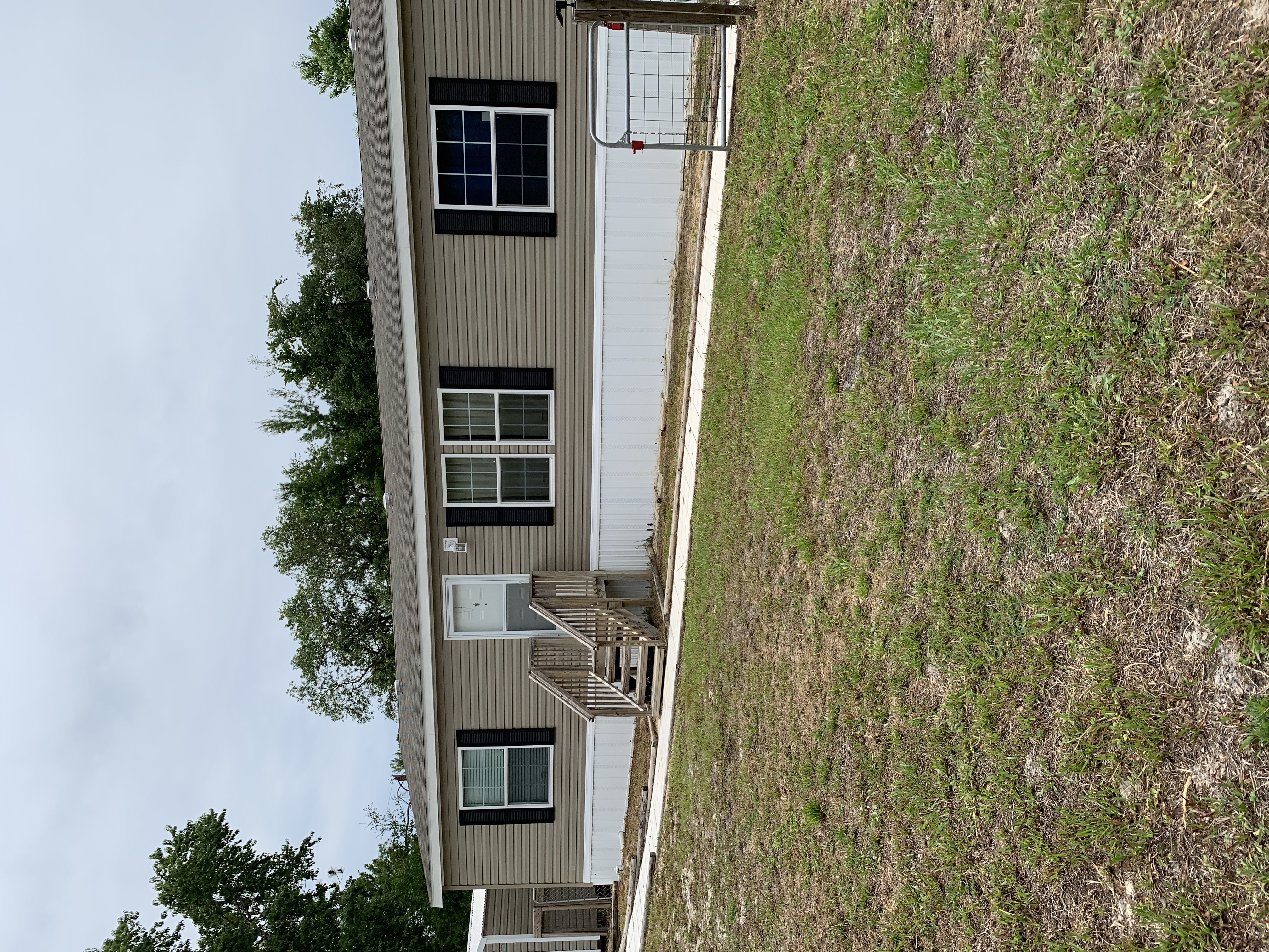 Deland House: 32025 4th Ave
