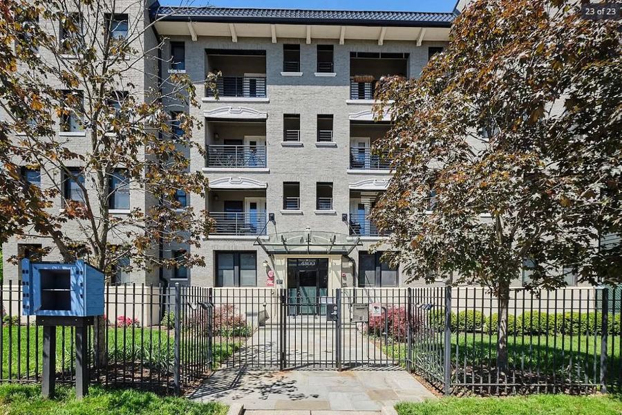 4800 Avenue NW 1 1, Washington, DC 20011 Squire