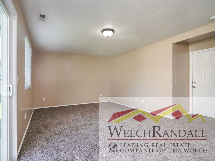 2598 West 1445 North, Clinton, UT 84015 Welch Randall Property Management