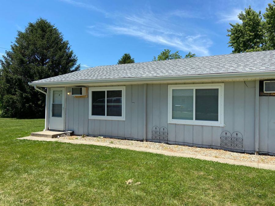 561 E. Ross Lane Apt D2, Danville, IL 61832 Zindars Property