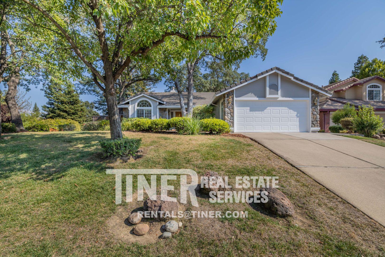Folsom House: 180 Briggs Ranch Drive