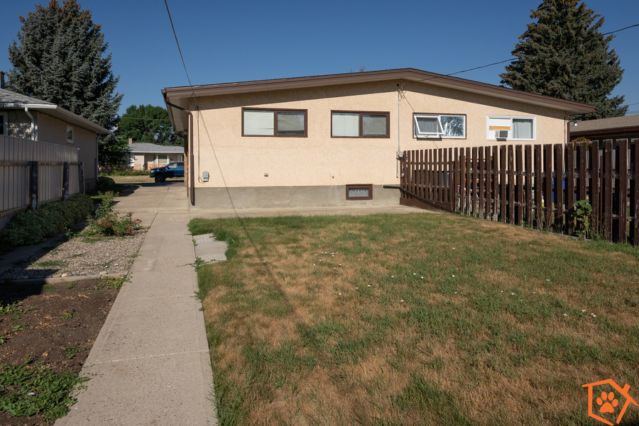1107-12c-st-n-lethbridge-ab-t1h-2p3-renters-choice-management-ltd