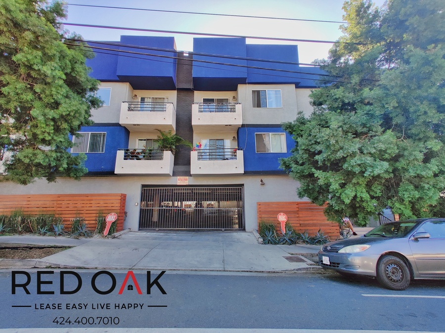 3540 Fletcher Dr 110, Los Angeles, CA 90065 Red Oak