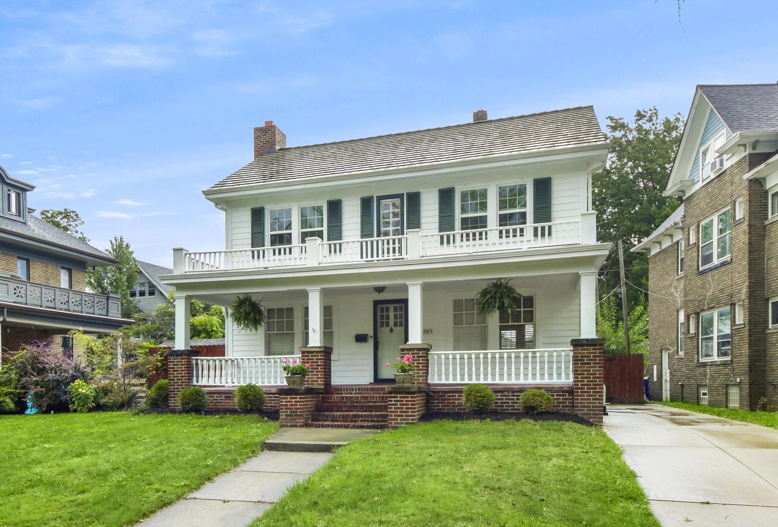 Cleveland House: 1265 West Blvd