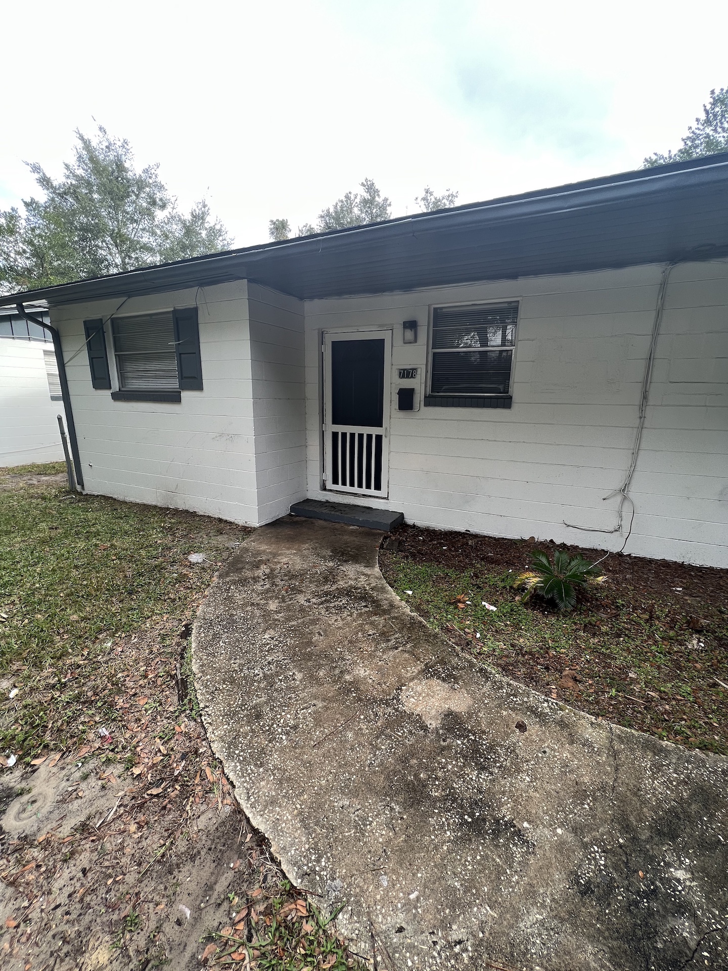 Jacksonville House: 7178 Conant Ave
