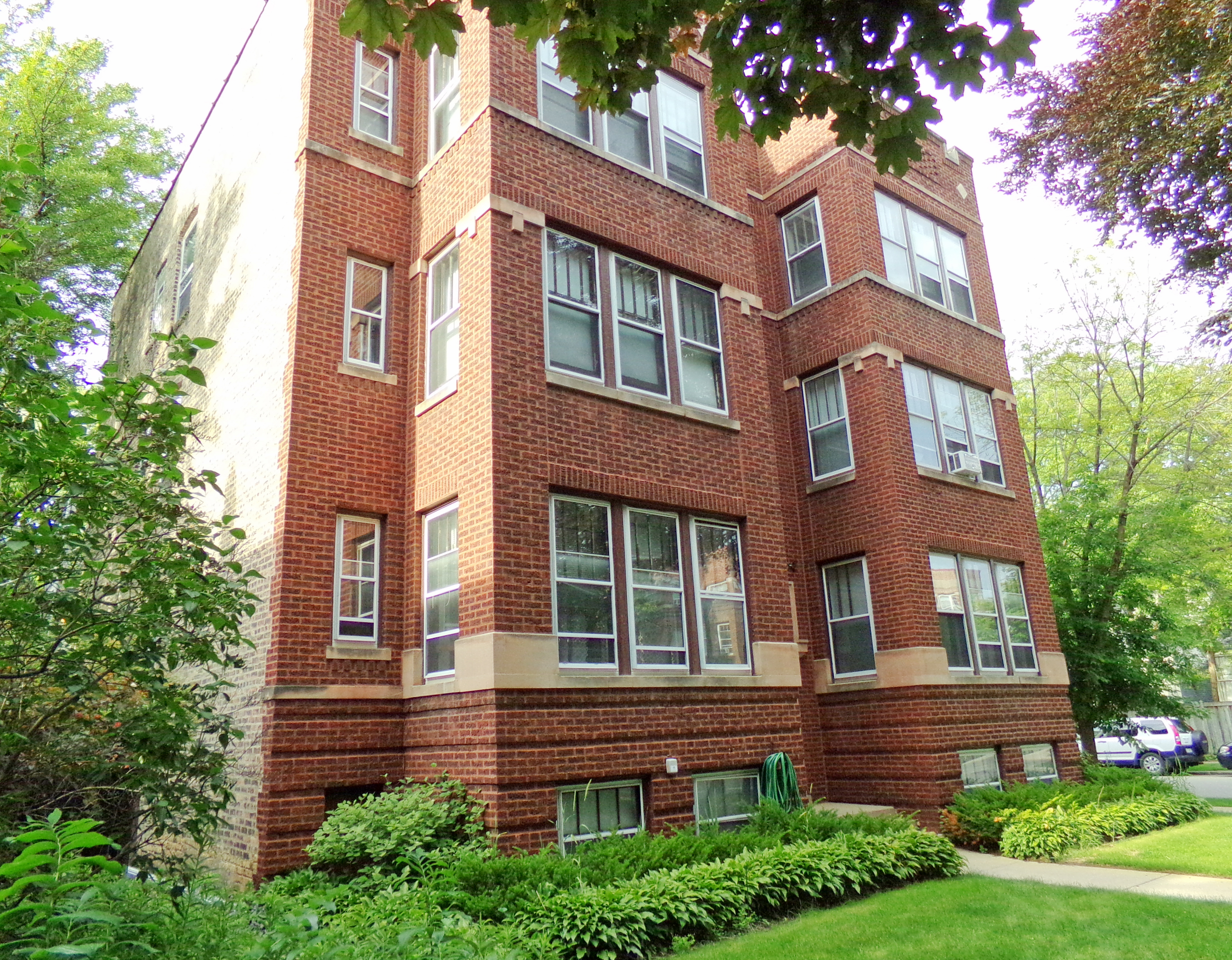 Evanston Condo: 722 Sherman