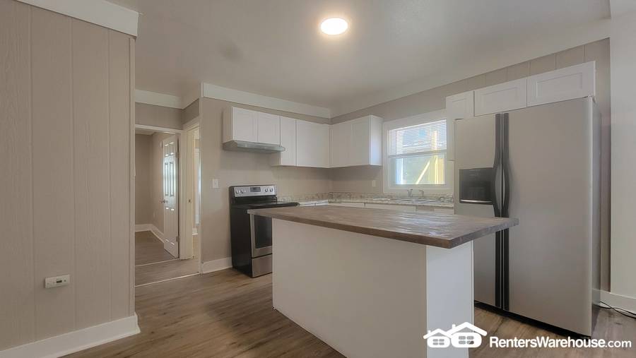 2606-e-23rd-street-b-kansas-city-mo-64127-renters-warehouse