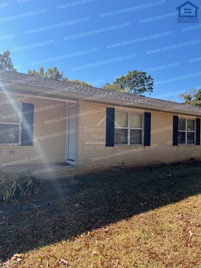 714 W State Line Rd 714, Rossville, GA 30741 Stevens Realty LLC