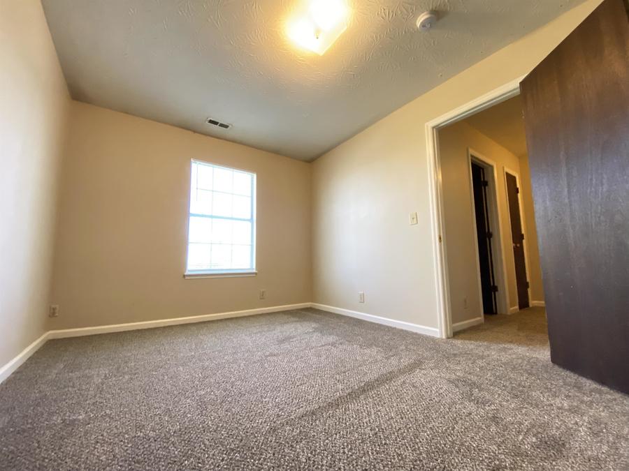 2542 Lindenhurst Dr, Lexington, KY 40509 Expert Property Management