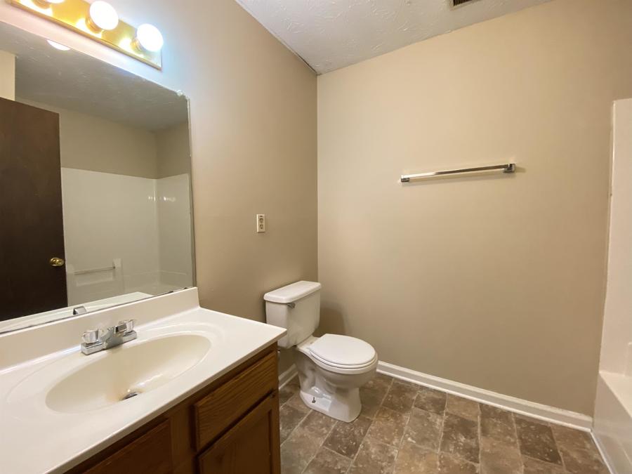 2542 Lindenhurst Dr, Lexington, KY 40509 Expert Property Management