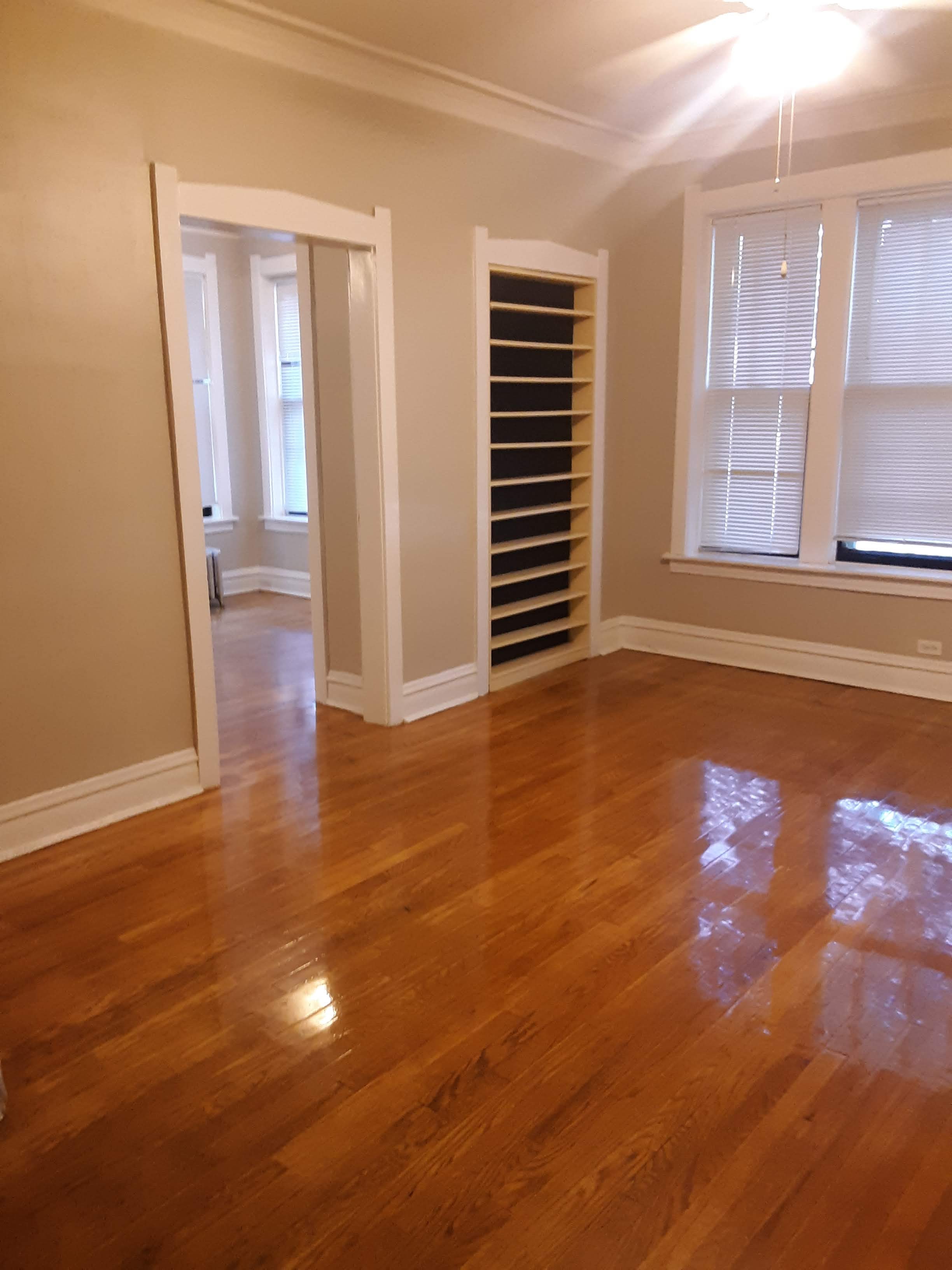 Evanston Condo: 722 Sherman
