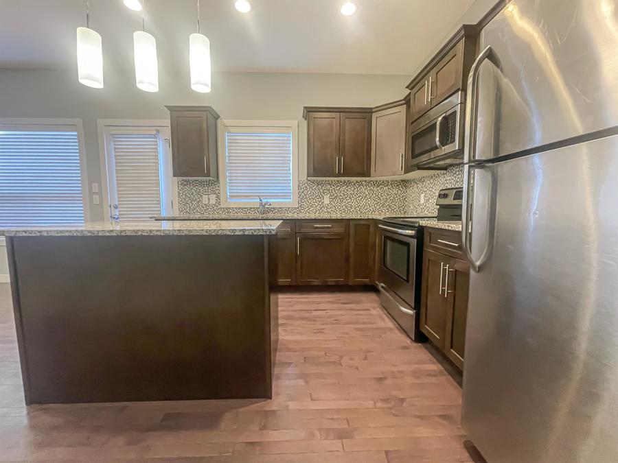 RE/MAX Commercial Properties & The Ripple Property Management Team