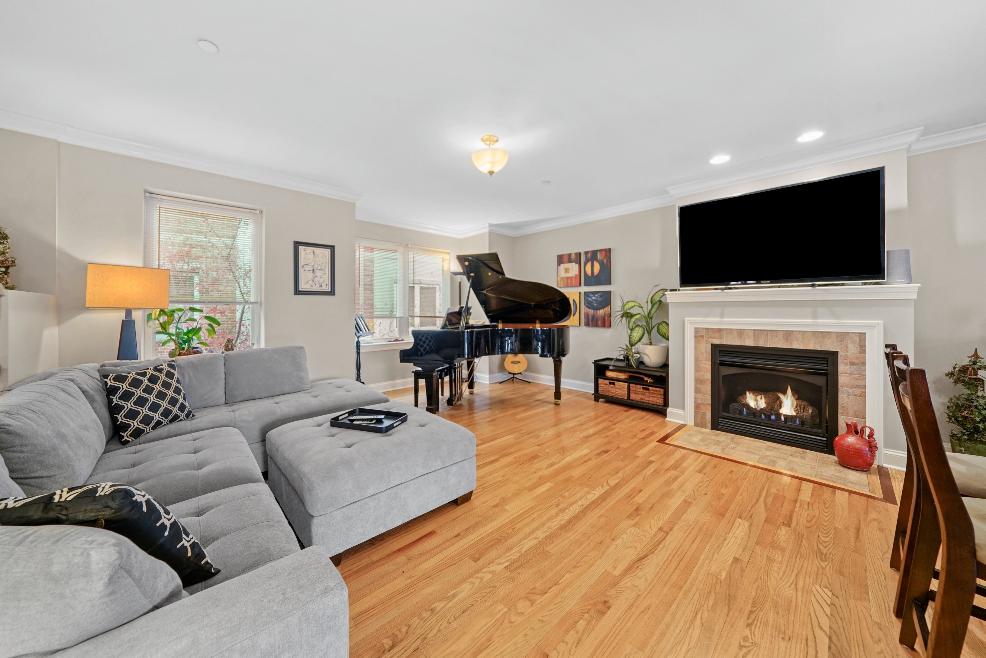 Schiller Park Townhome: 3930 Wehrman Ave