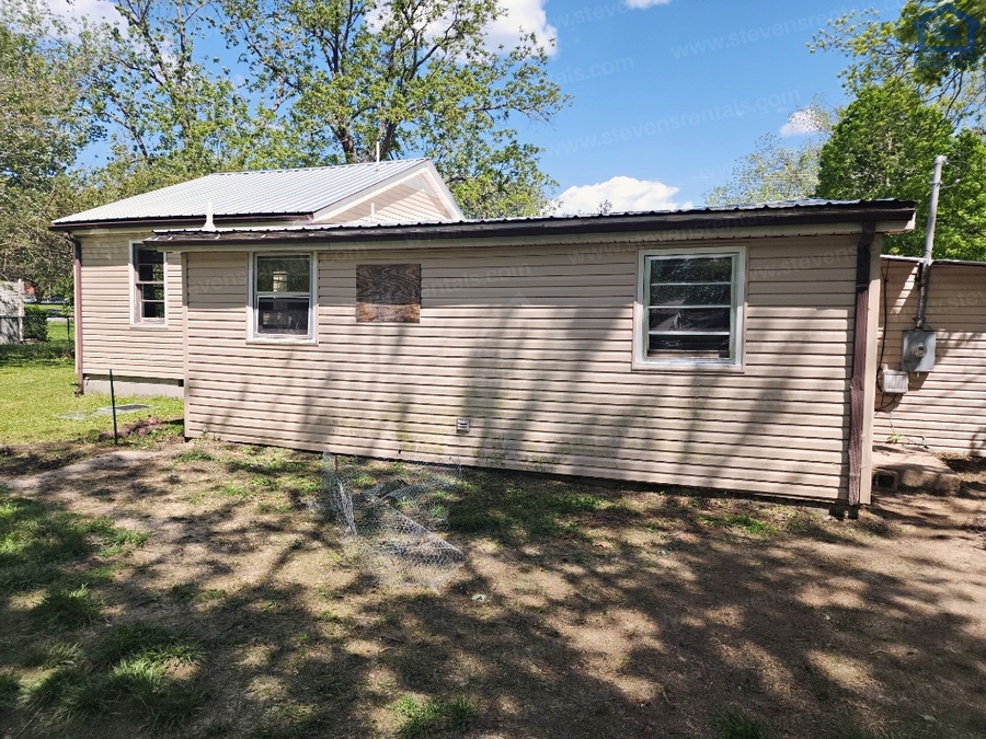 1712 N Maple Ave, Cookeville, TN 38501 Stevens Realty LLC