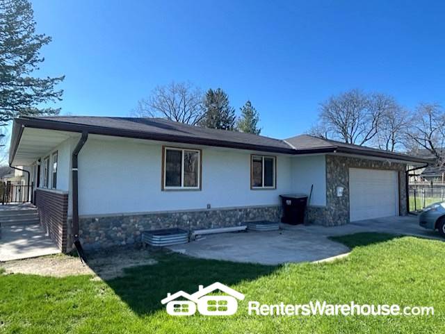 Anoka House: 753 Washington St