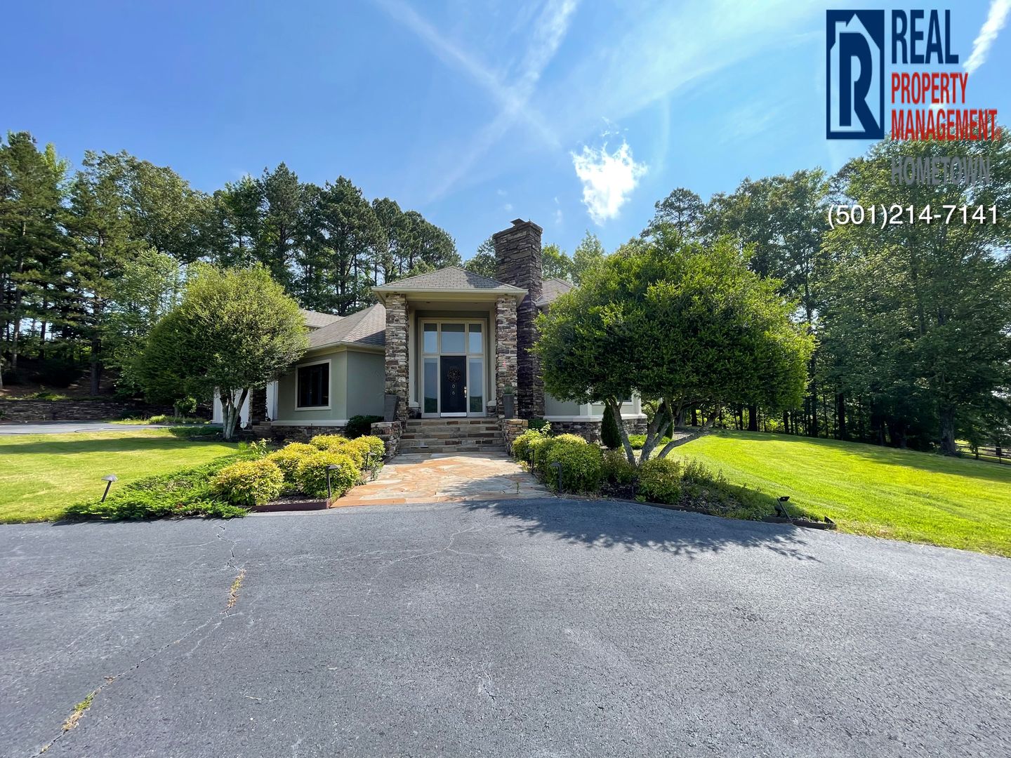 Benton House: 5806 Hwy. 5