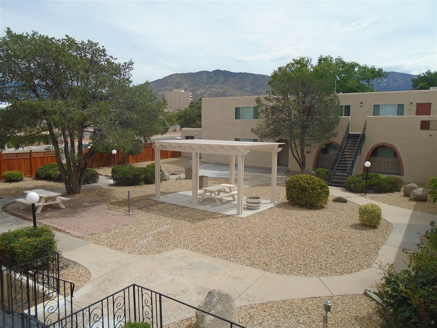 Albuquerque Apartment: 12700 Constitution NE