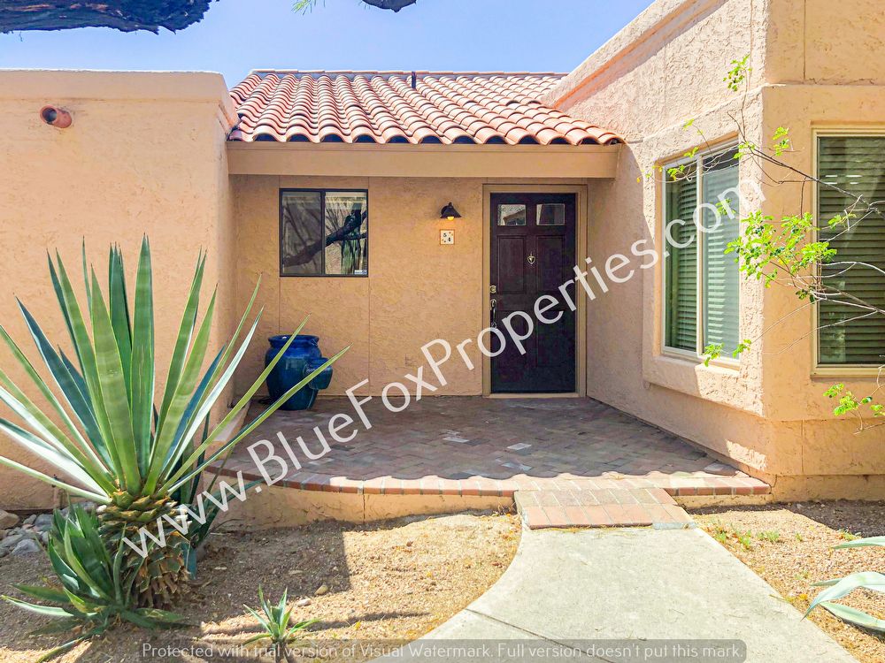 Tucson House: 7601 N Calle Sin Envidia