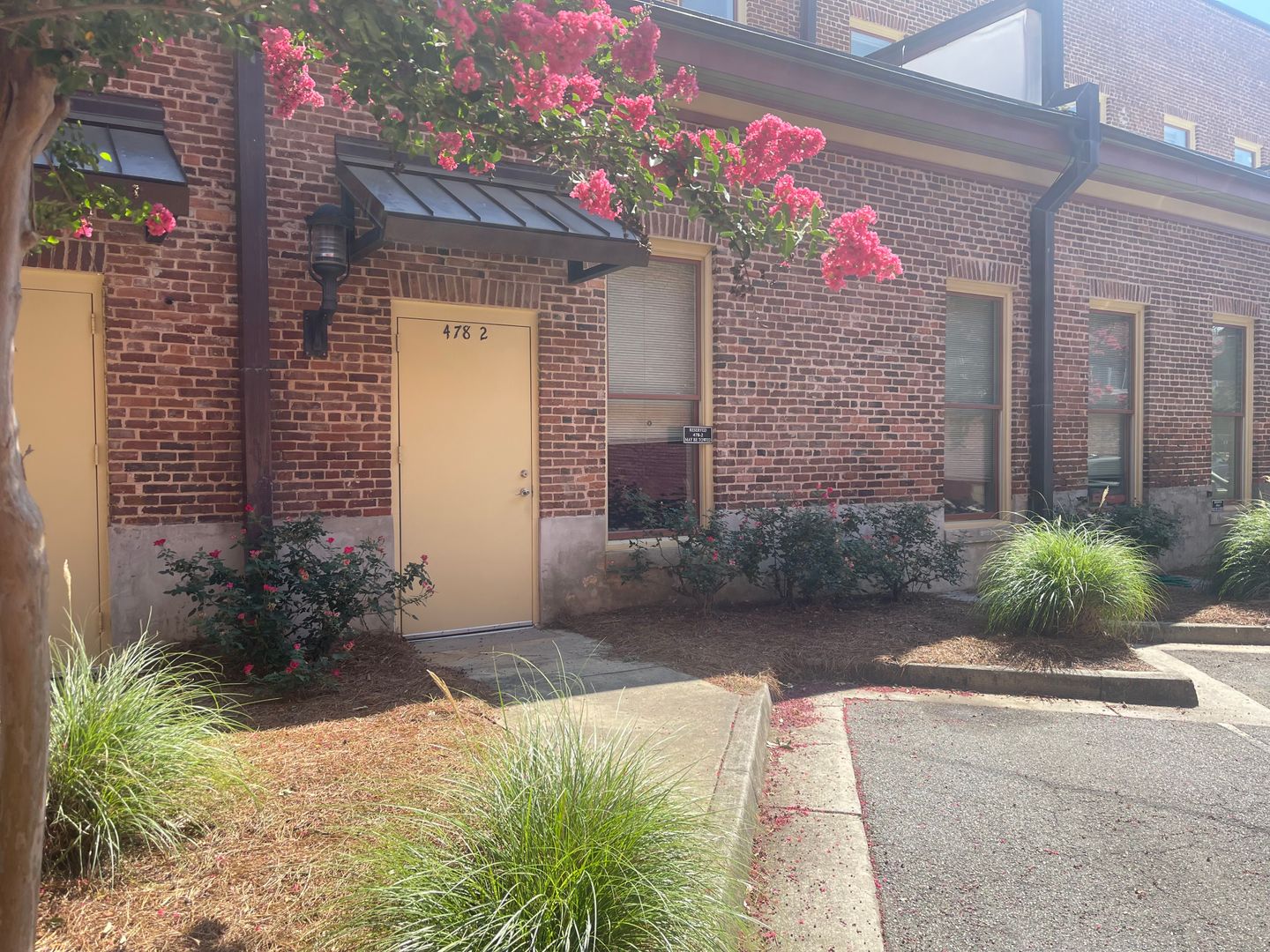 Macon Condo: 478 Poplar Street