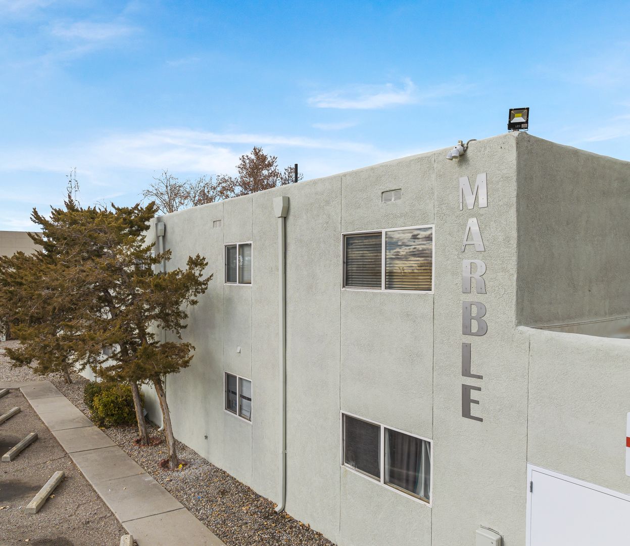 Albuquerque Apartment: 8101 Marble NE